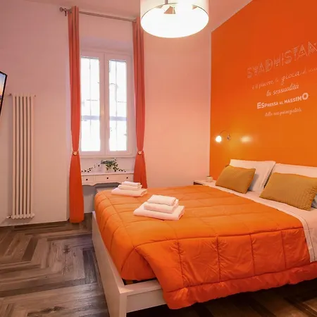 게스트하우스 Allegra's House Caracciolo 4*