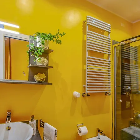 Affittacamere Allegra's House Caracciolo 4*